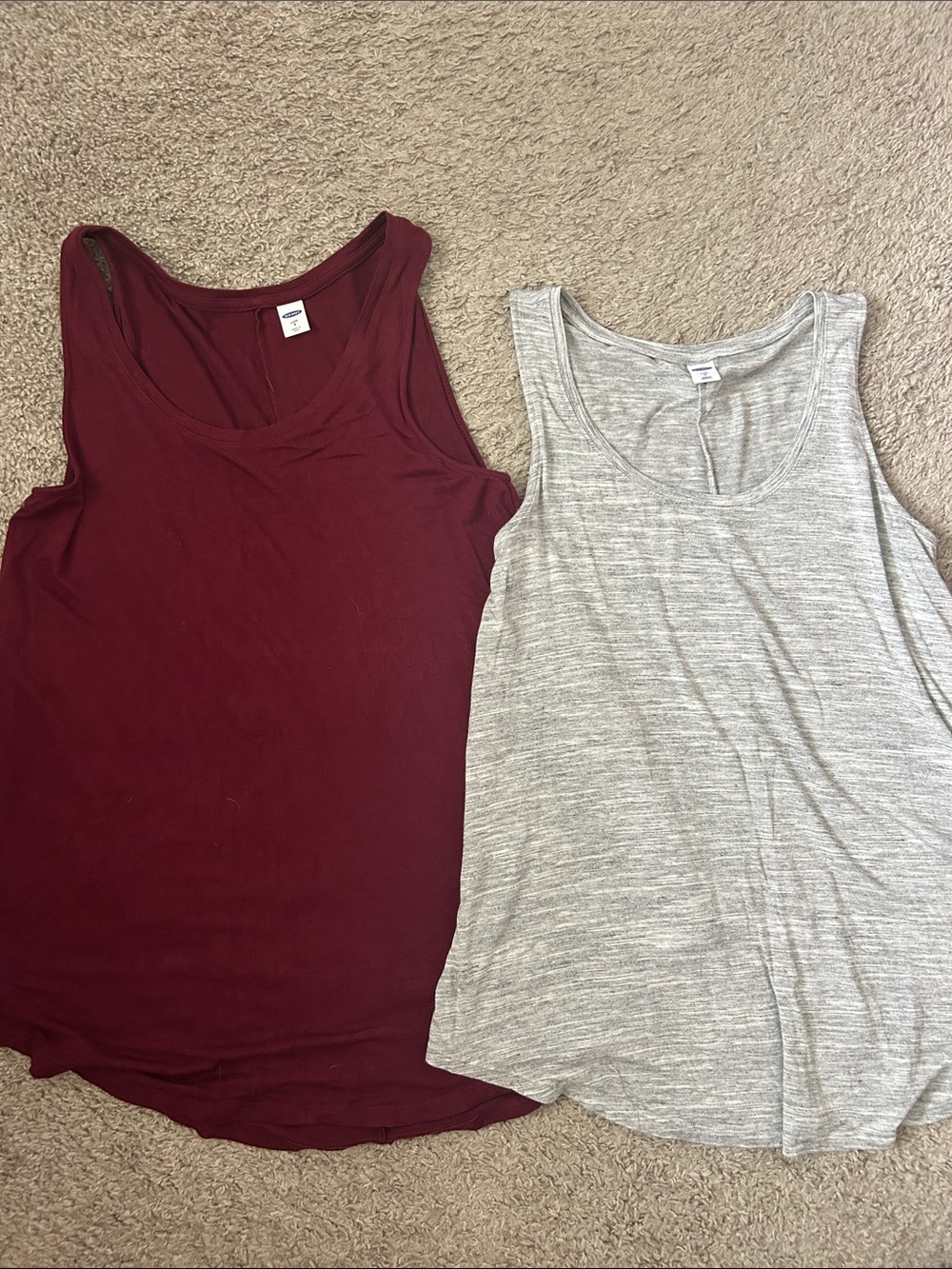 Old Navy Luxe Scoop Neck Tanks Bundle - Burgundy & Grey - Small